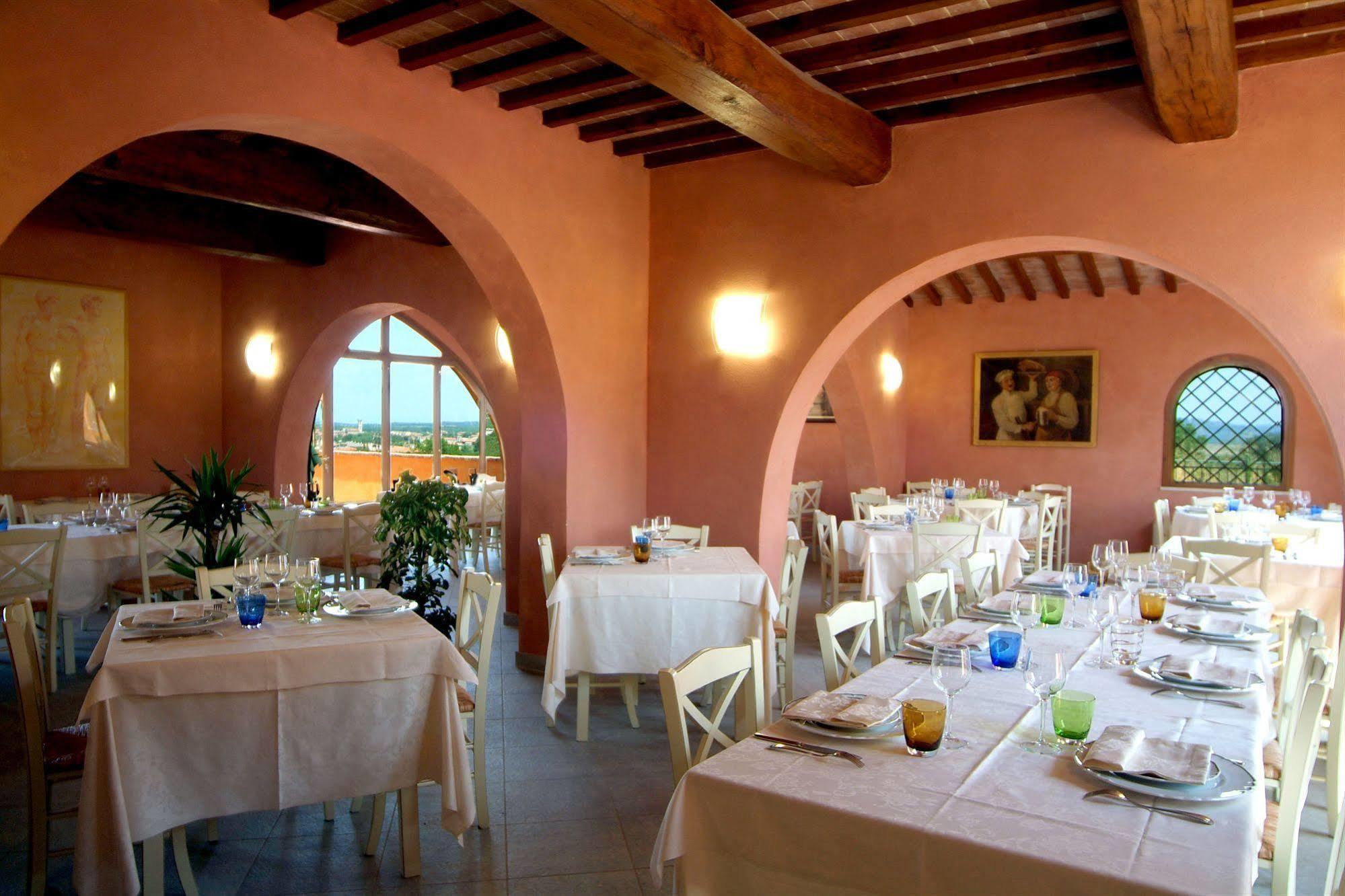 Hotel Casale Le Torri Ponsacco