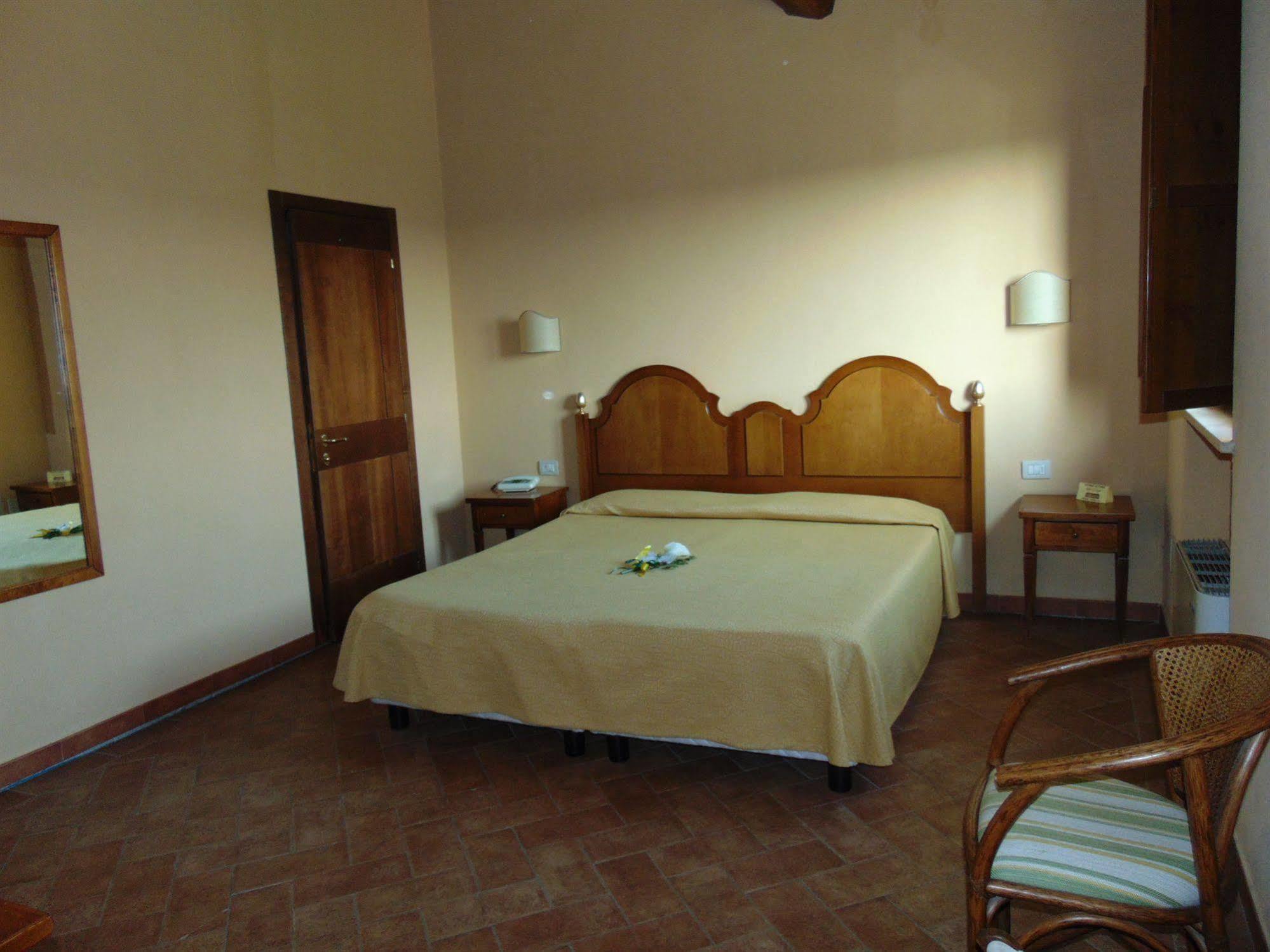 Hotel Casale Le Torri Ponsacco